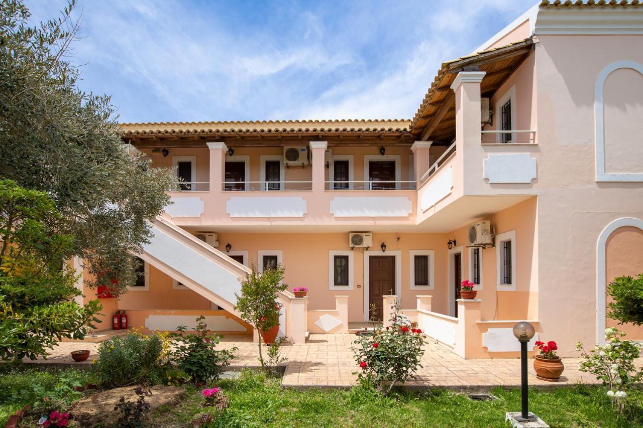 Nikos Pool Apartments - Upper Floor Sidari  Bagian luar foto
